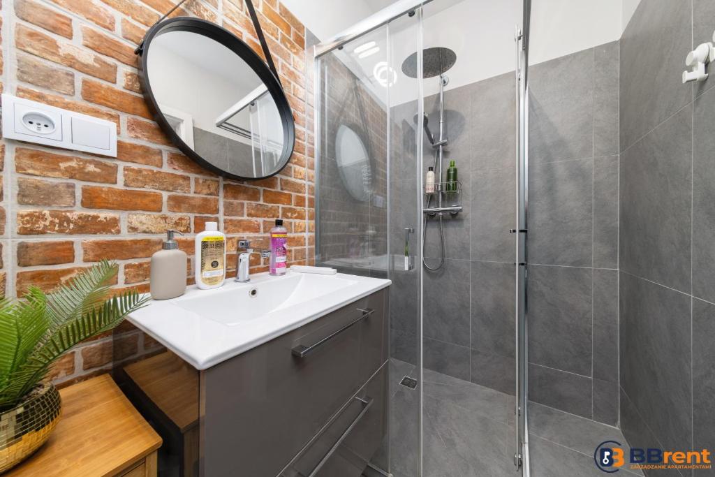 Galeria 3-2 - Zdjęcie prezentujące obsługę najmu krótkoterminowego